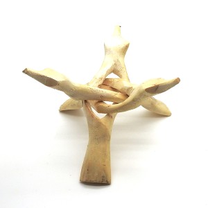 Wooden Cobra Tripod Stand 4